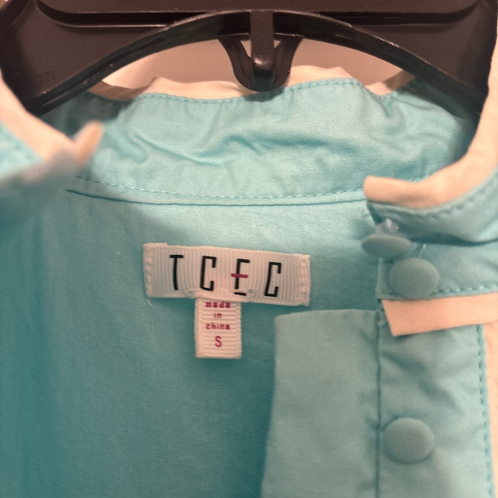 TCEC pintuck button front dress - Picture 2 of 4